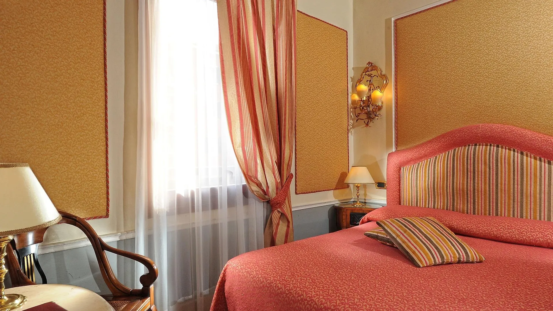 Hotel Arlecchino Venedig