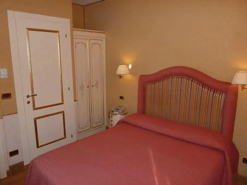 Hotel Arlecchino Venedig