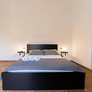 civico64-apartments.sicilyhotelsitaly.net/