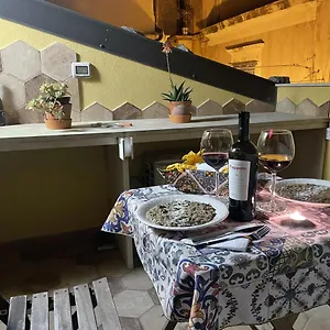 ragusa-exclusive-flat-with-terrace-bbq.sicilyhotelsitaly.net/