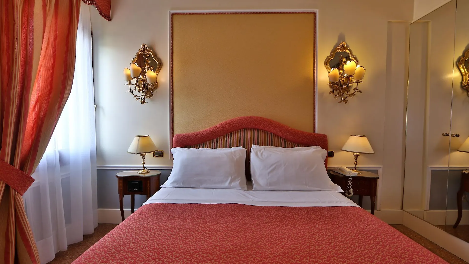Hotel Arlecchino Venice