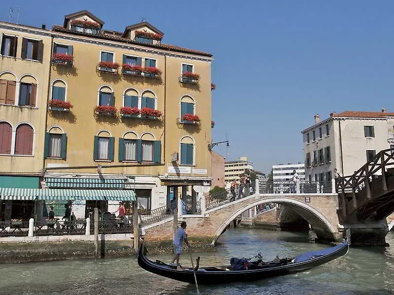 Hotel Arlecchino Venice 3*,  Italy