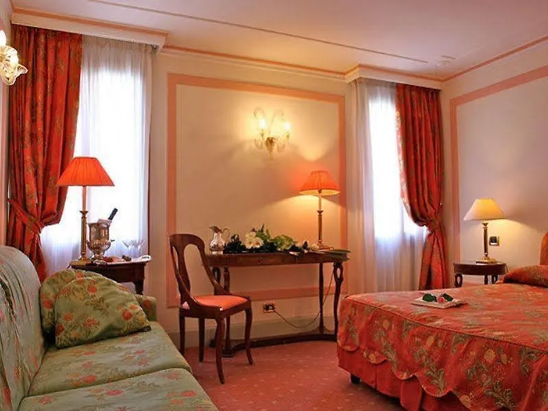 Hotel Arlecchino Venice