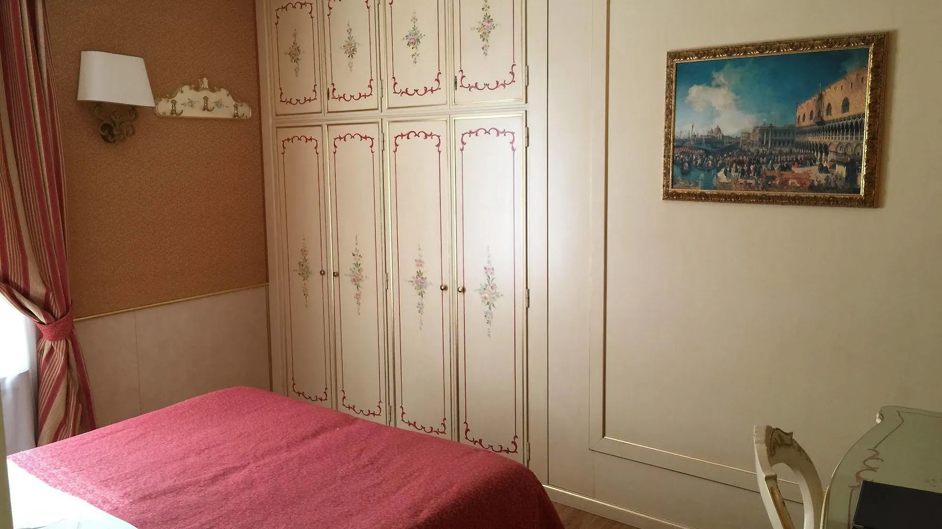 Hotel Arlecchino Venice Italy